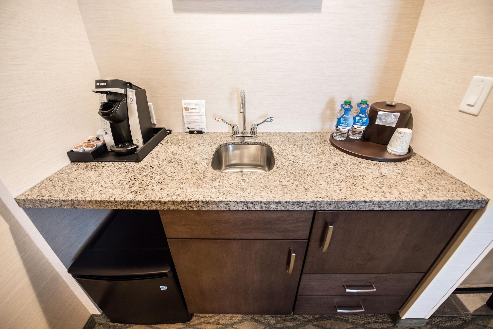 Hilton Garden Inn Indiana At Iup Экстерьер фото