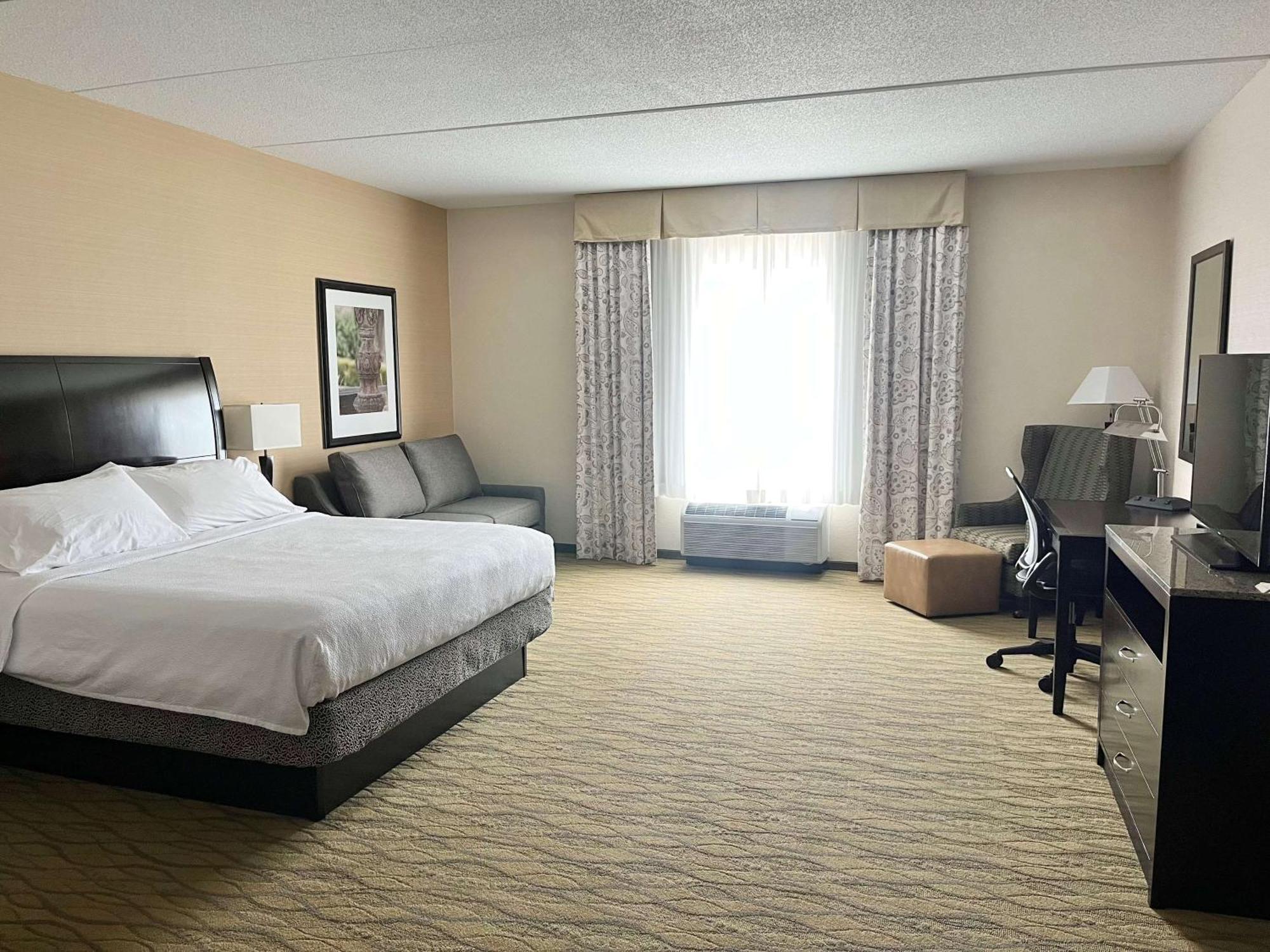 Hilton Garden Inn Indiana At Iup Экстерьер фото